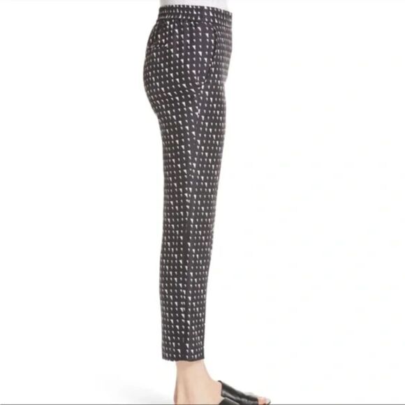 Theory Silk Triangle Print Pull-On Trouser Navy Ivory Print Size 8 - Picture 3 of 10